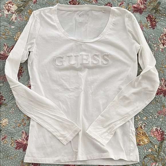 GUESS Women's Classic White Long Sleeve Tee - Picture 1 of 6